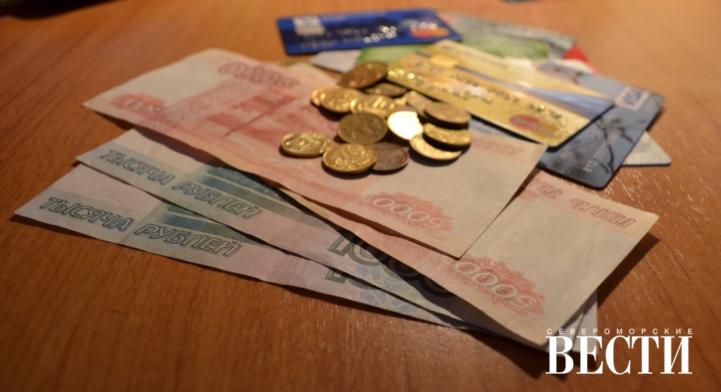 На сколько повысят пенсии инвалидам детства