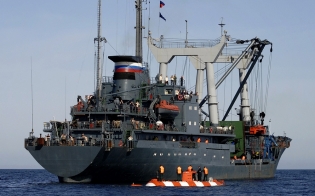 Оказали помощь подводной лодке