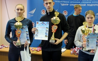 На лыжах и снегоступах