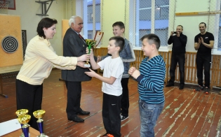 Соревнования по дартсу «Спортивная семья»