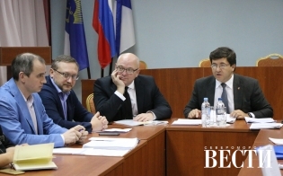 Замгубернатора Евгений Никора провел выездной прием граждан в Североморске