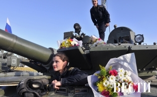 Задвинули коробок спичек, забили гвоздь в бревно, разрезали дыню