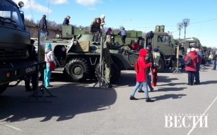 Выставки и демонстрации боевых возможностей современного вооружения
