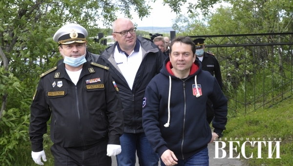В свежем номере газеты...