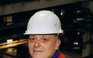  :    