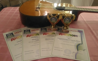 "����� ������" �� "�������� ��������"