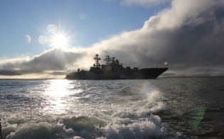 БПК «Адмирал Левченко» вышел в Баренцево море 