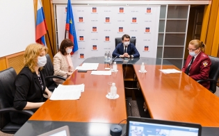 Губернатор Мурманской области привился от коронавируса
