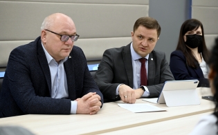 ��� ���� ���