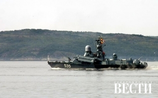 "Айсберг" вышел в море