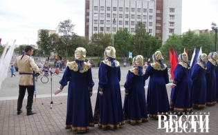 Голосует один из самых крупных участков, расположенных в ДК "Строитель"