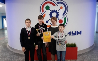 ����� �������� �������