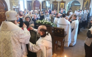 � 30-����� �������