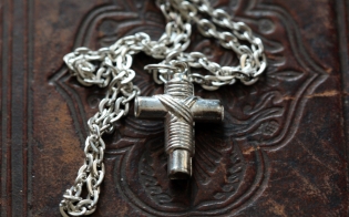 Крестоносцы: о ношении нательного креста