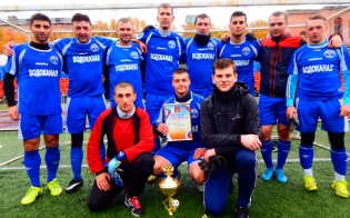 Итоги плей-офф турнира Лиги мини-футбола "МегаСпорт" 8Х8