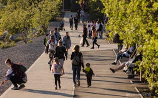 ����� ������ �����, � �������� - �����������