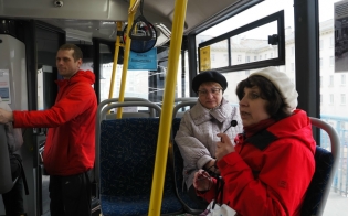 �������-�����