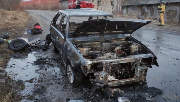 В Североморске сгорел автомобиль 